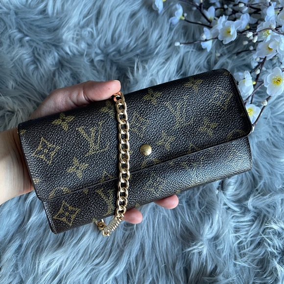 Louis Vuitton Handbags - Authentic Louis Vuitton vintage monogram long wallet 891 AN